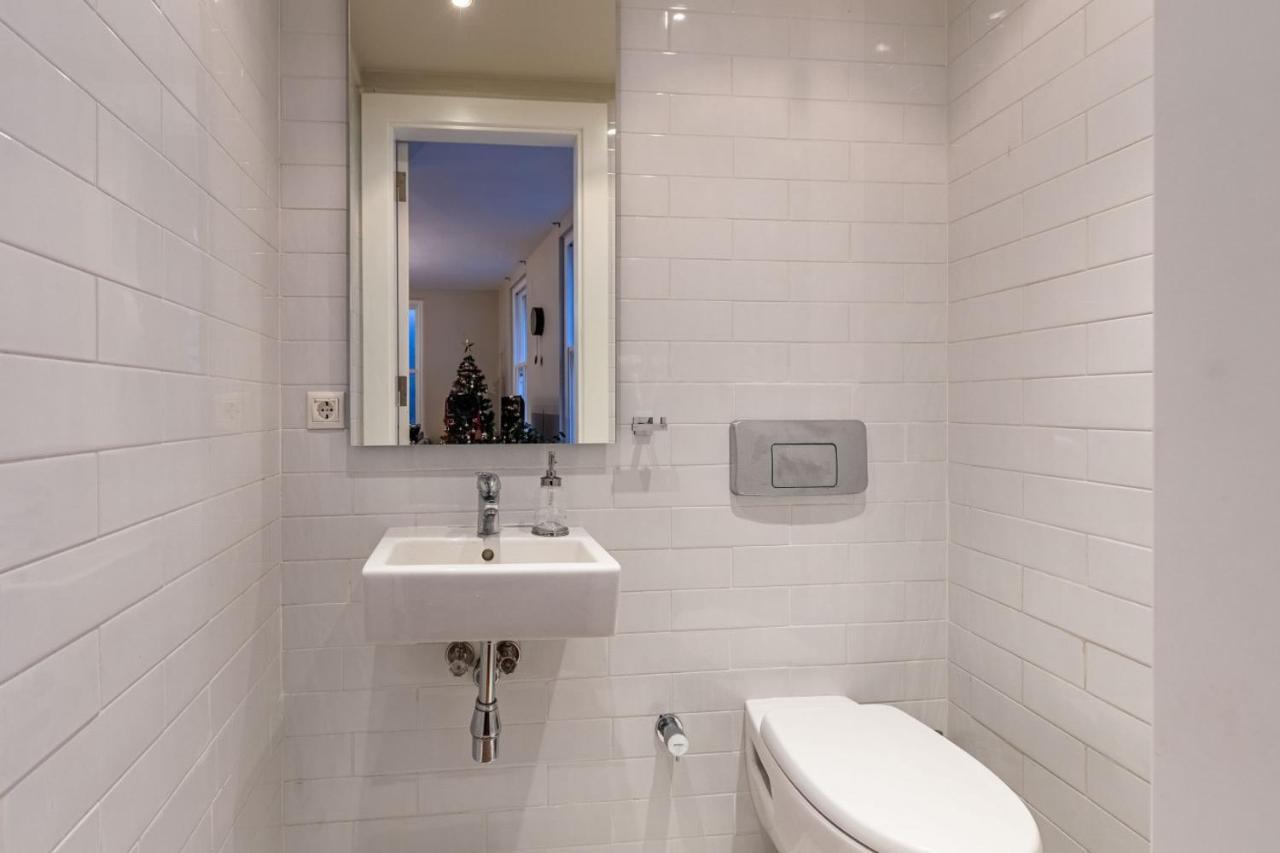 Mesmerizing Flat With Bosphorus View In Beyoglu Lägenhet Istanbul Exteriör bild