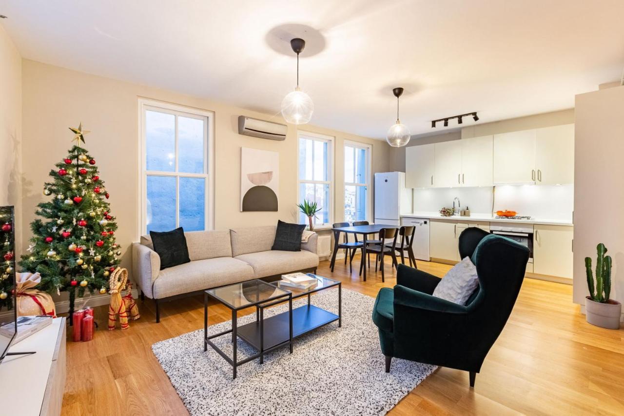 Mesmerizing Flat With Bosphorus View In Beyoglu Lägenhet Istanbul Exteriör bild