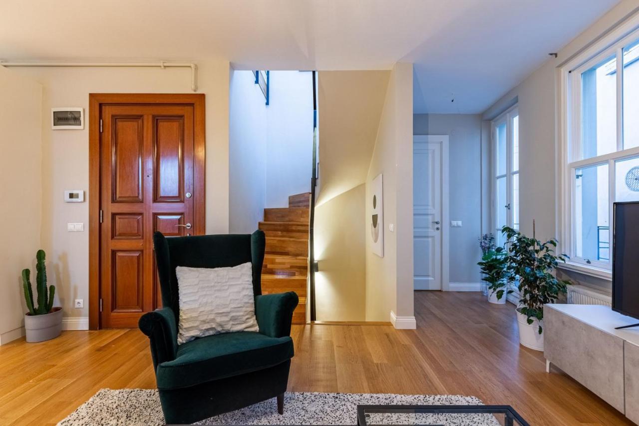 Mesmerizing Flat With Bosphorus View In Beyoglu Lägenhet Istanbul Exteriör bild